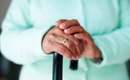 موقف غريب.. متهم يفضل السجن على الإقامة الجبرية مع حماته!