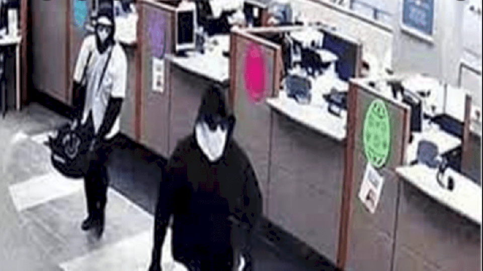 فيديو.. أطرف عملية سطو على بنك بالأردن