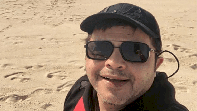 الفنان محمد هنيدي يفاجئ جمهوره ويتخذ قرارا مثيرا للجدل