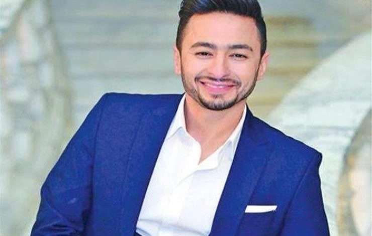 صور| أول ظهور لزوجة الفنان حمادة هلال بعد خلع الحجاب.. فاجأت الجميع