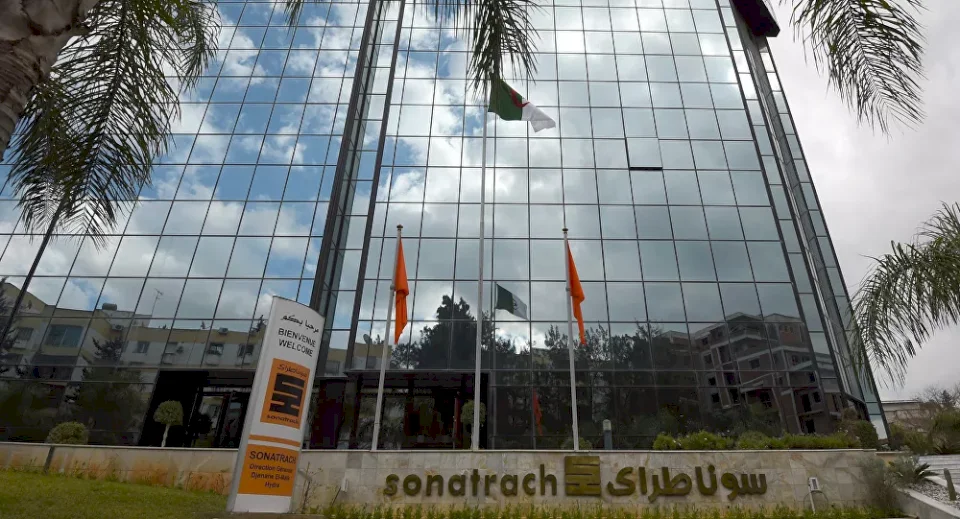 ملياردير إسباني يهدد بمقاضاة دولة عربية