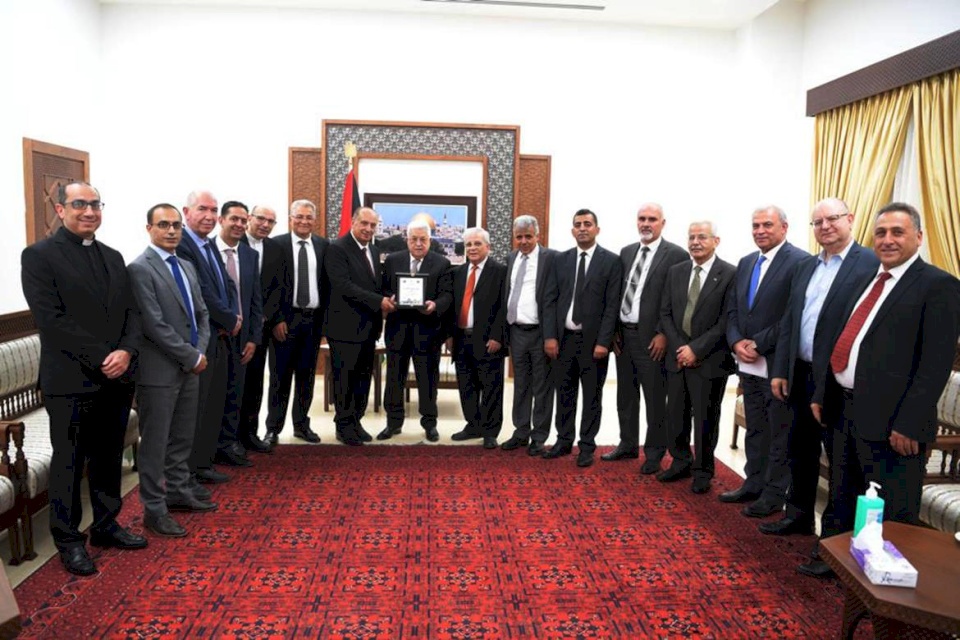 الرئيس يستقبل رؤساء الجامعات الفلسطينية في المحافظات الشمالية والقدس