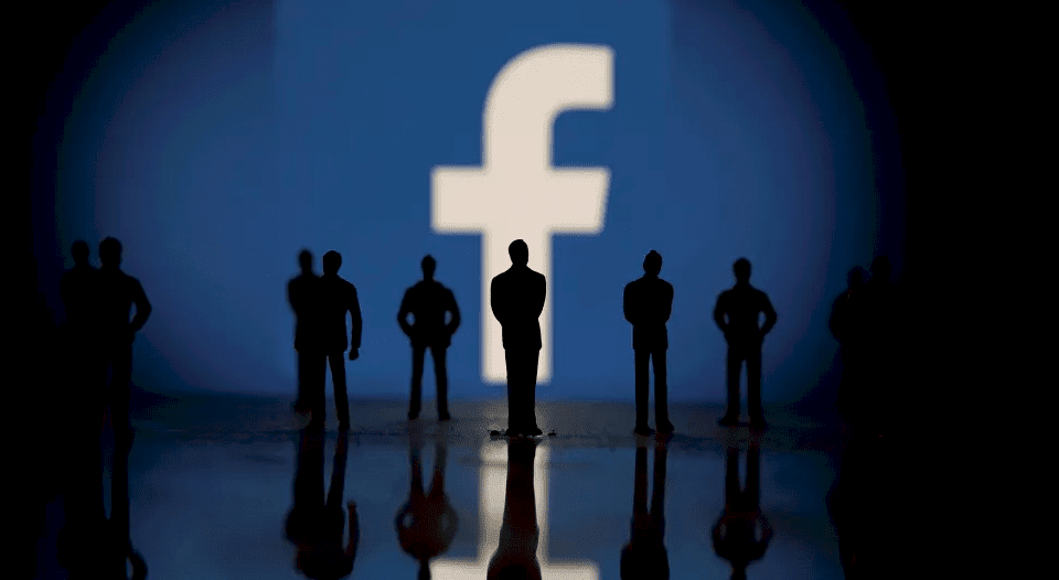 الموظفة التي سربت وثائق فيسبوك تدلي بشهادات مثيرة.. ماذا يفعلون بالأطفال؟