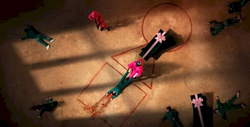 مسلسل "لعبة الحبار" يحقق نجاحا كبيرا.. والمدارس تُحذر من مشاهدة الأطفال له! 