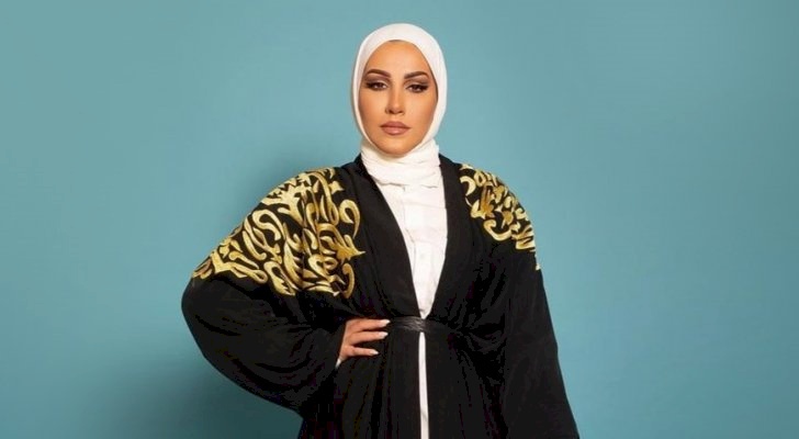 أول ظهور لوالدة نداء شرارة.. والجمهور مستغرب من عمرها!