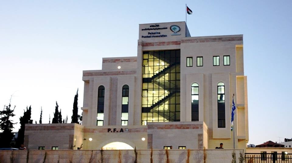 اتحاد "القدم" الفلسطيني يعتذر عن استقبال رئيس "الفيفا"