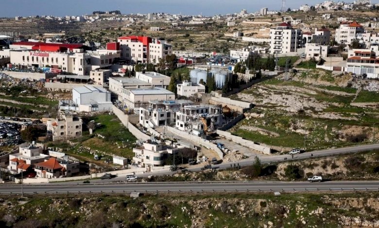الأردن يحظر قبول أي معاملات لبيع الأراضي في الضفة والقدس