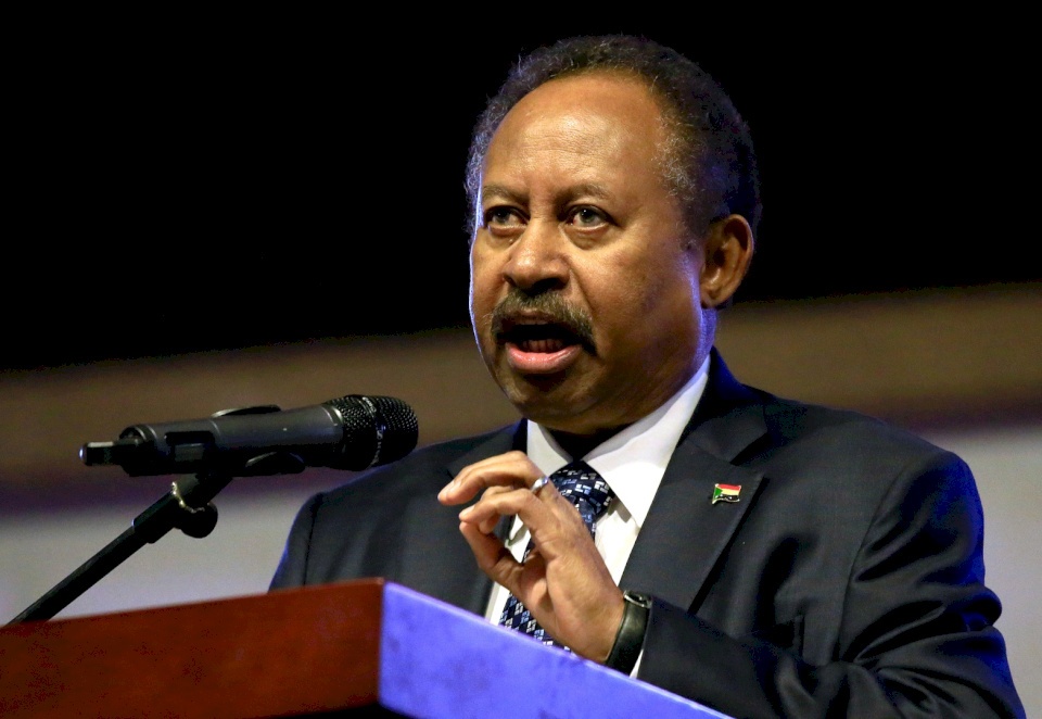 غوتيريش يدعو للإفراج عن حمدوك واستعادة النظام الدستوري بالسودان