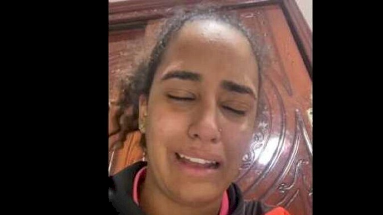 مصر.. صرخات فتاة تكشف عن جريمة بشعة وشاب ينقذها في اللحظات الأخيرة (فيديو)