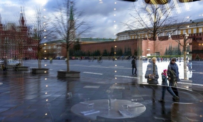 واشنطن تطرد 55 دبلوماسيا روسيا