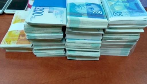 الاحتلال يتجه لخصم ديون الكهرباء على السلطة من أموال المقاصة