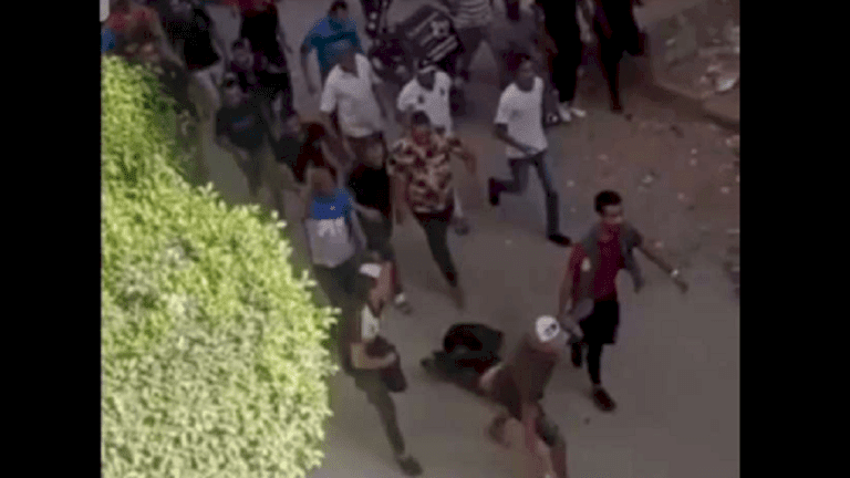 تحرك مفاجئ ضد أسرة مرتكب جريمة "قطع الرأس" البشعة في مصر!