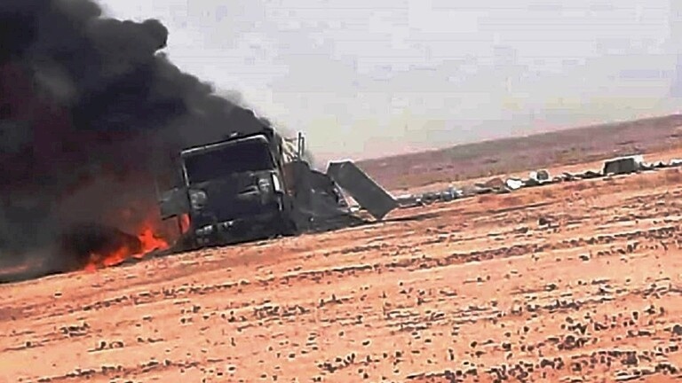 مسيّرة تركية أو إسرائيلية.. من قصف الشاحنتين الجزائريتين؟