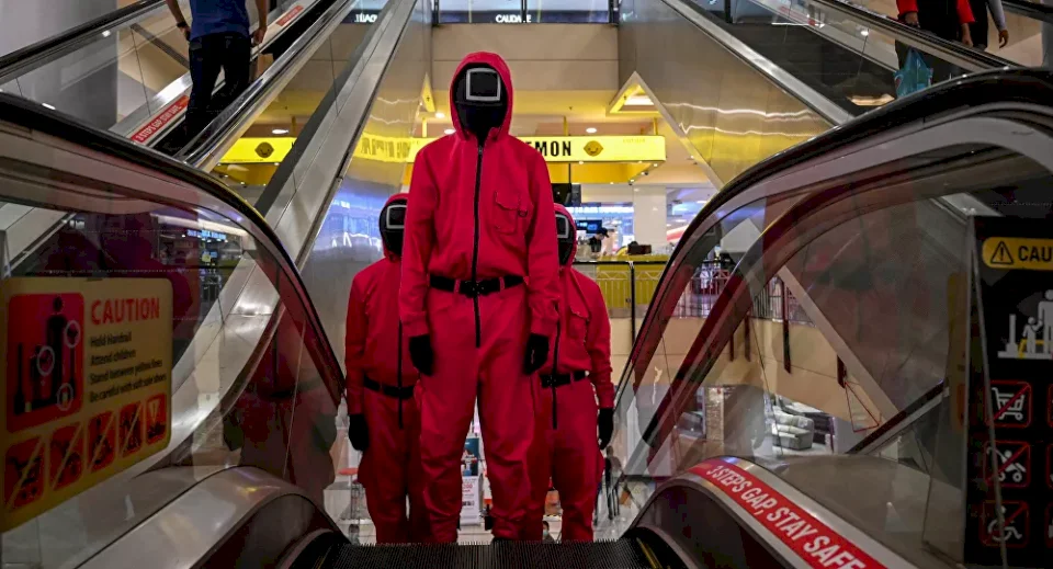 مخرج "لعبة الحبار" يكشف بعض تفاصيل الموسم الثاني (فيديو)