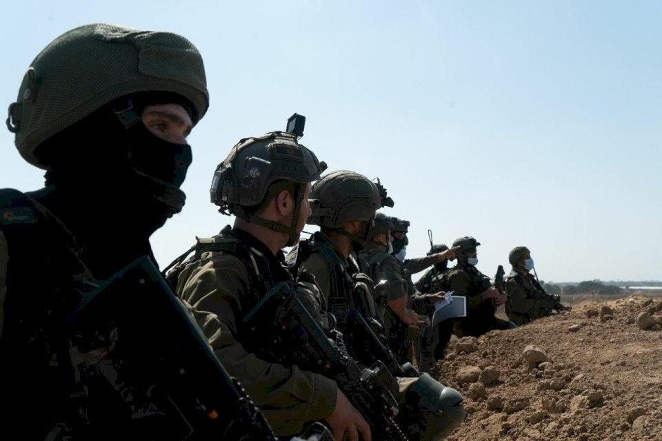 قناة عبرية تكشف: جيش الاحتلال نفذ عملية برية داخل سوريا 