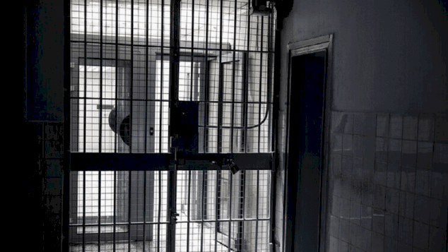 العفو عن أمريكي سجن 24 عاما ظلما و750 ألف دولار كتعويض