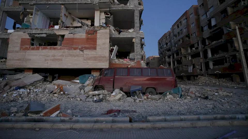 زلزال قوي يهز محافظة خراسان الجنوبية شرق إيران