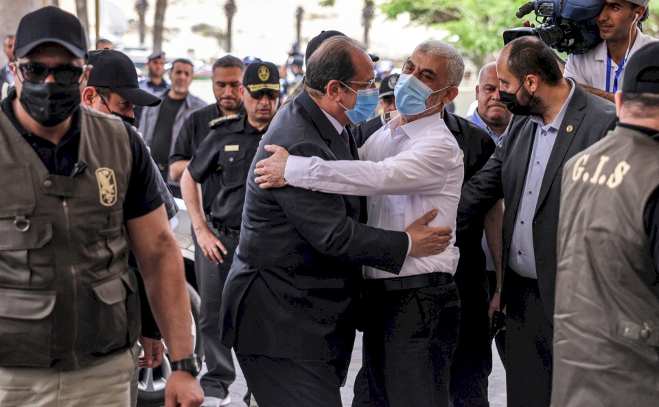 أول هجوم منذ سنوات: حماس تفتح النار على القاهرة