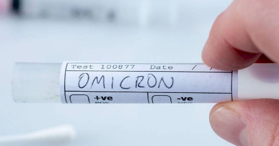 الأردن يسجل أول إصابتين بمتحور "أومكيرون"