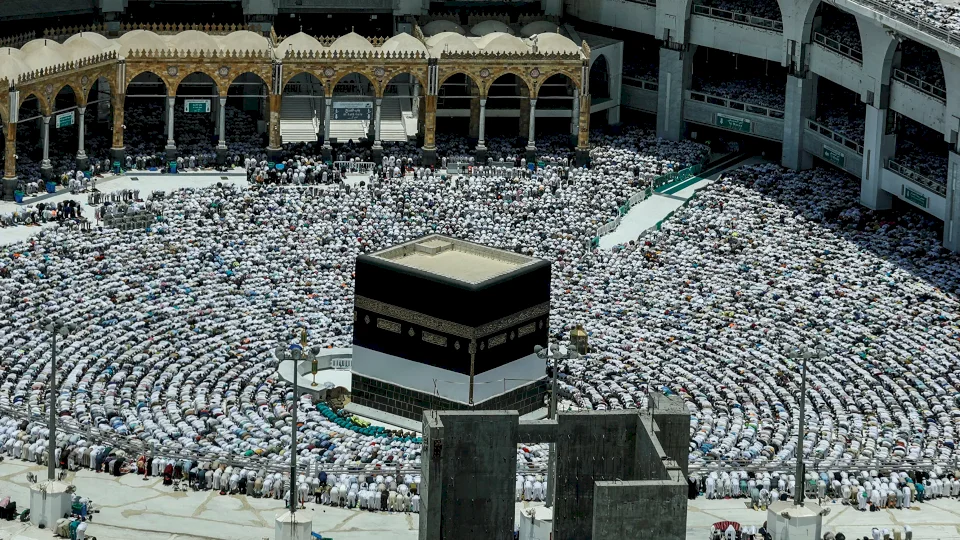 السعودية تصدر قرارا بشأن العمرة للقادمين من الخارج ممن أعمارهم 12 عاما فأكثر