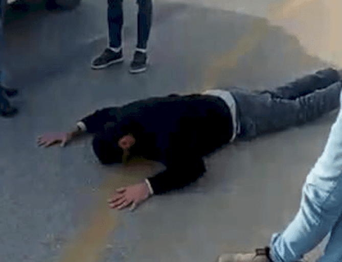 فيديو مؤثر- هكذا كانت حالة الأسير الرجوب بعد الإفراج عنه من سجون الاحتلال!