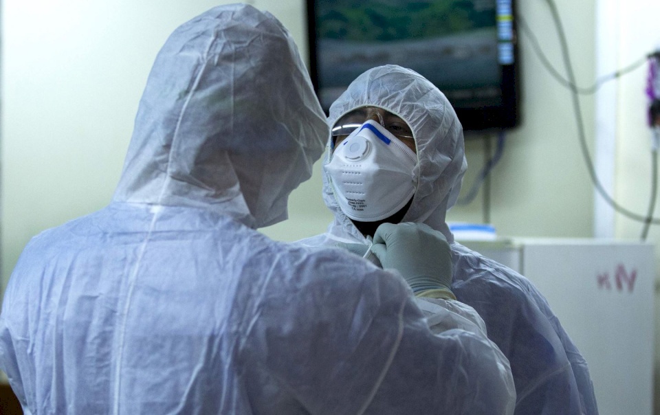  وزارة الصحة تعلن اكتشاف أول 3 حالات مصابة بمتحور أوميكرون