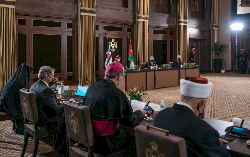 الملك عبد الله الثاني يلتقي رؤساء الكنائس في القدس والأردن