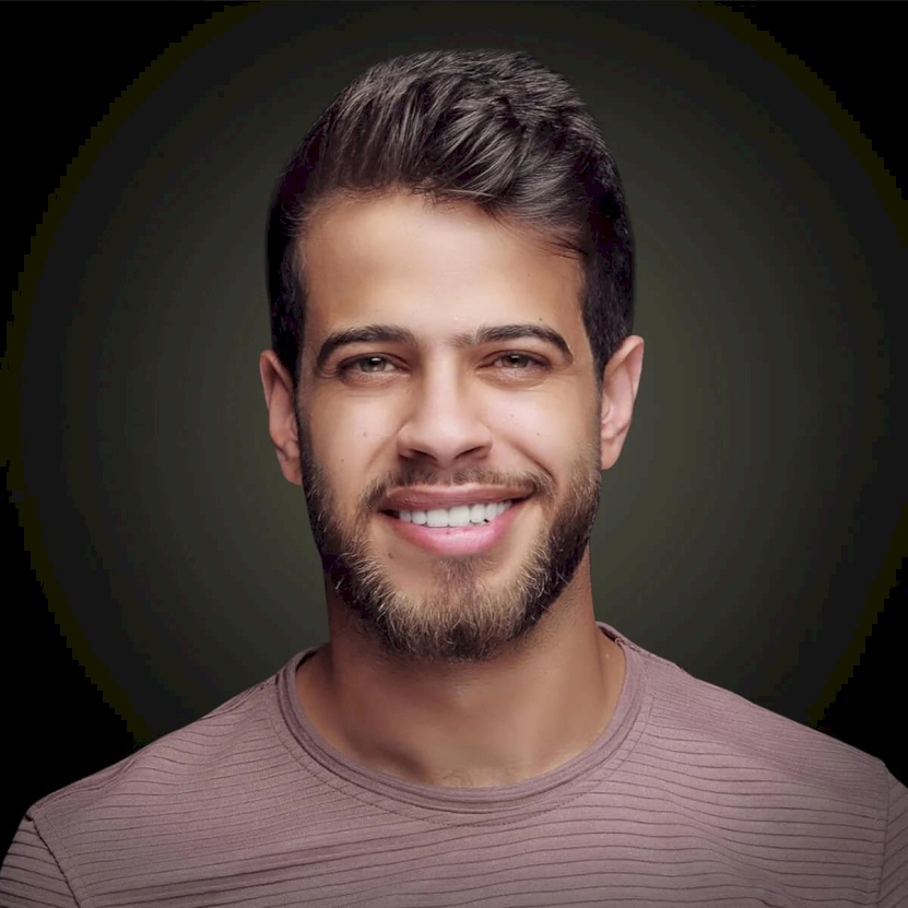 فيديو| أدهم النابلسي يقرأ القران بعد اعتزاله.. اسمعوا جمال صوته