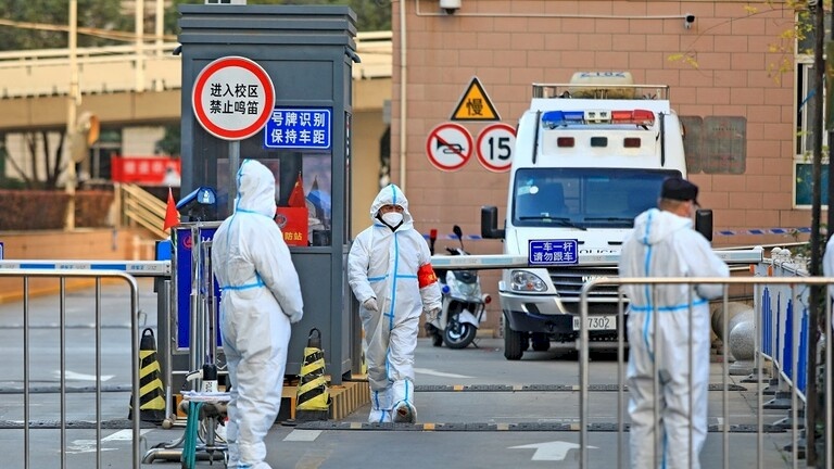 الصين تسجل 100 إصابة جديدة بكورونا