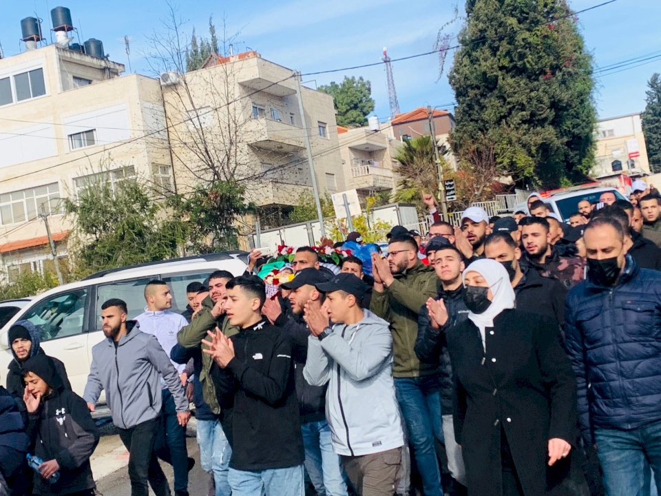 رام الله: تشييع جثمان الشهيد محمد عباس