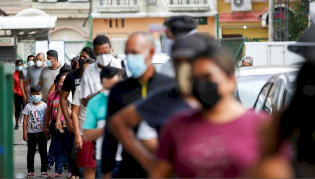 أول دولة في العالم تفرض على جميع مواطنيها تلقي لقاح ضد كورونا