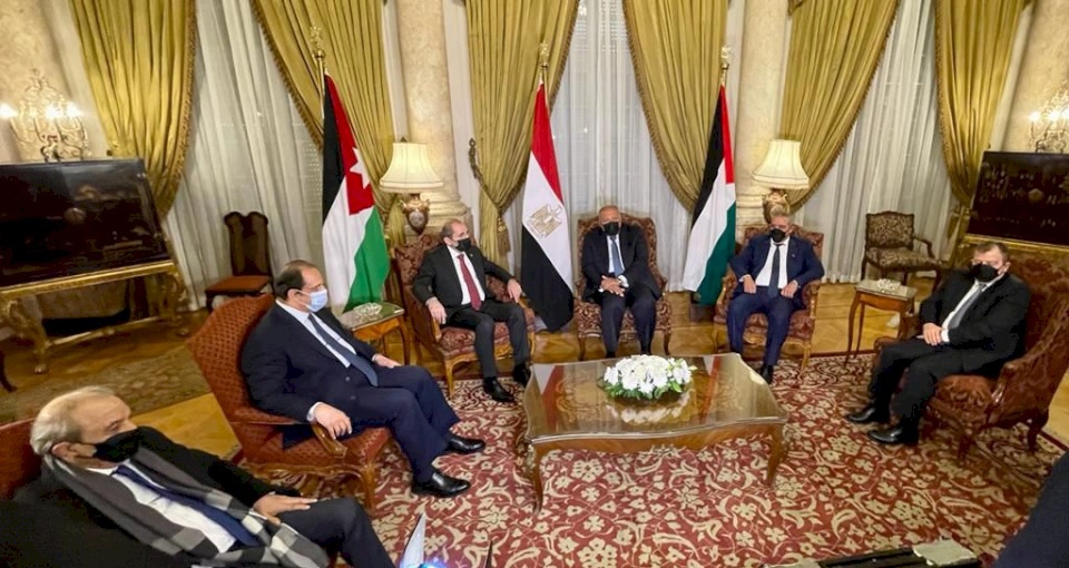 القاهرة: الشيخ وشكري والصفدي يبحثون مستجدات القضية الفلسطينية