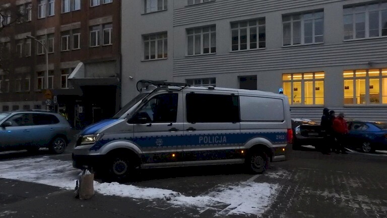 إلقاء زجاجة حارقة على السفارة التركية في بولندا