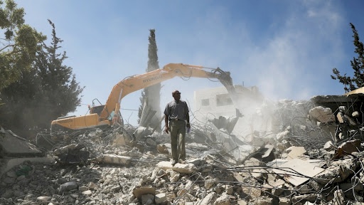 الاحتلال يقتحم خربة ابزيق بالأغوار الشمالية ويشرع بعمليات هدم