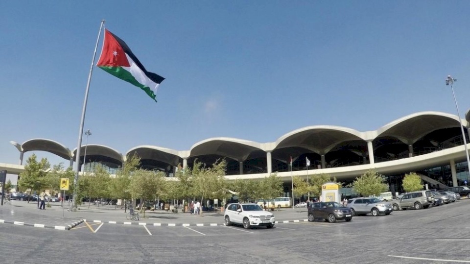 العائدون إلى الأردن خلال 72 ساعة معفيون من شرط إعادة فحص كورونا