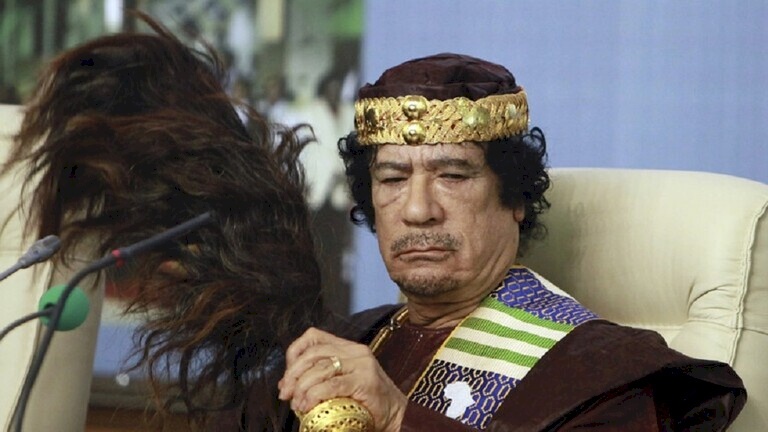 محامية: القذافي تبرع بالمال للدفاع عن صدام في المحكمة