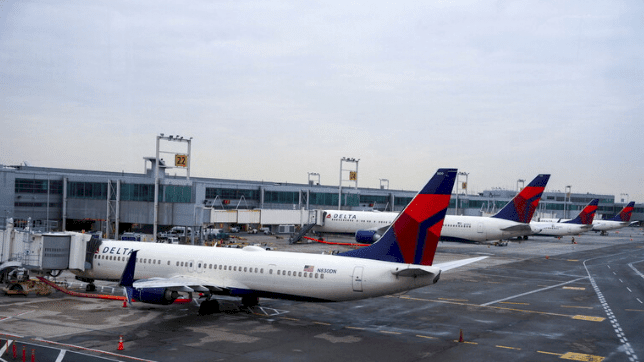 طائرة أمريكية تهبط اضطراريا في مطار بن غوريون