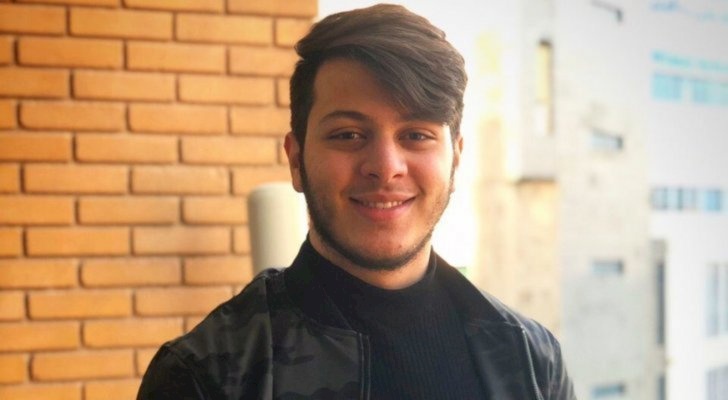 نجم قناة طيور الجنة المعتصم بالله مقداد يحذر والدته.. ووالده يتدخل