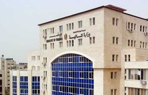 "المالية" تصدر توضيحا بخصوص التعديلات على التعرفة الجمركية على بعض السلع