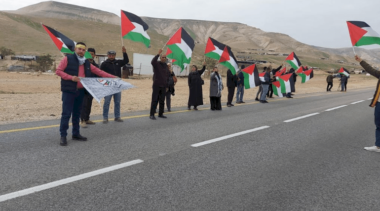 وقفة دعم وإسناد لصمود عرب المليحات غرب أريحا أمام انتهاكات المستوطنين (صور)