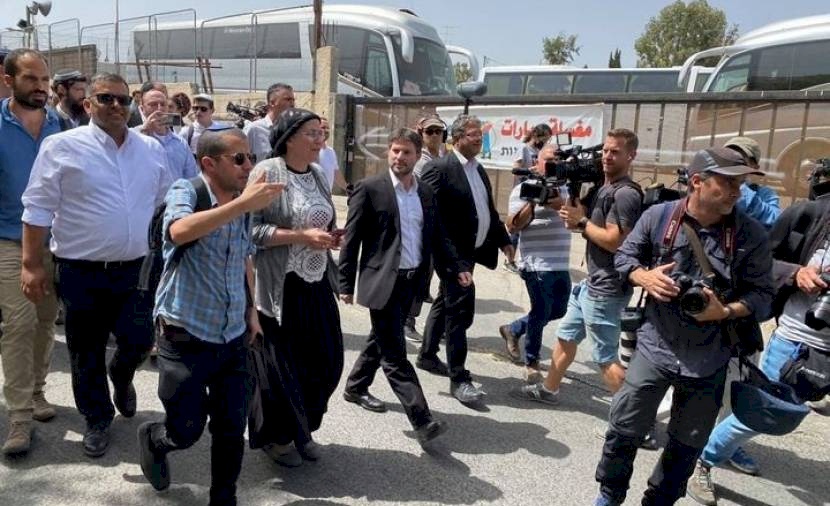 مستوطنون يتقدمهم "بن غفير" يقتحمون حي الشيخ جراح بالقدس