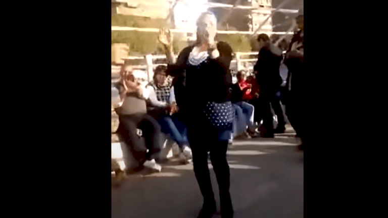 في أول ظهور.. معلمة المنصورة توجه رسالة لمصور فيديو الرقص على الهواء (فيديو)