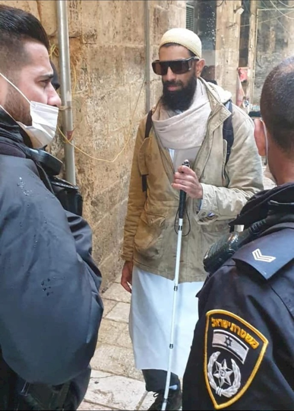 مستوطن متنكر بلباس إسلامي يحاول اقتحام المسجد الأقصى أثناء صلاة الجمعة
