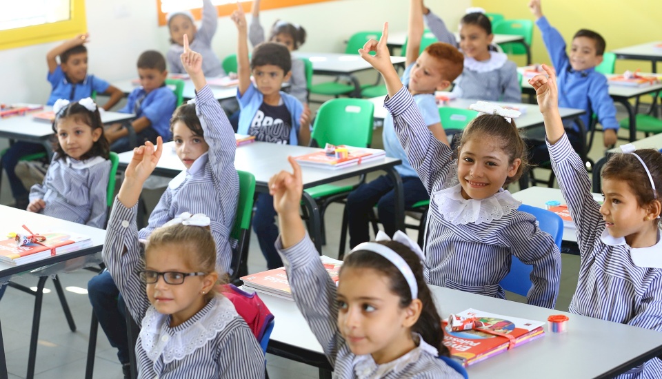 التربية: دوام المدارس غداً الاثنين الساعة 9:00 صباحاً