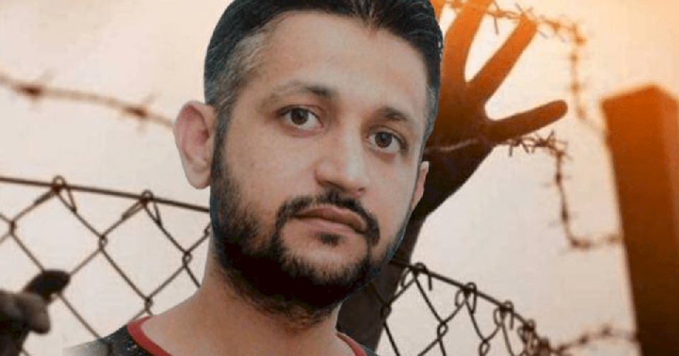 الأسير محمد العارضة يعلق إضرابه المفتوح عن الطعام