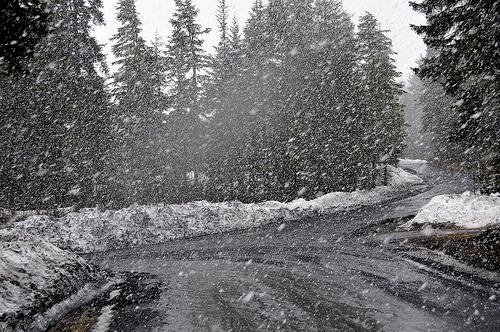 الطقس: منخفض جوي غدا قد يحمل زخات من الثلوج