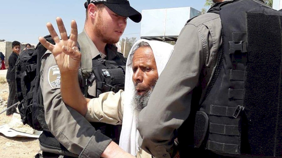 إضراب في يطا وضواحيها تنديدا باغتيال الشيخ "الهذالين"