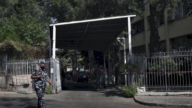 خطف فلسطينيين بلبنان للحصول على "فدية بالدولار"