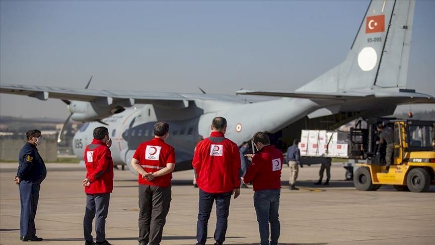 "الخارجية": طائرة مساعدات طبية وغذائية تونسية في طريقها لفلسطين