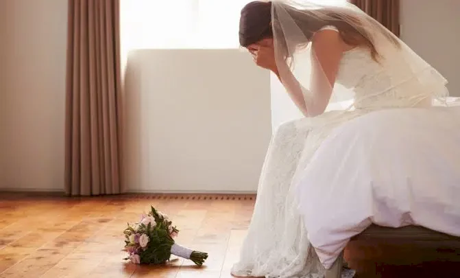 زوجة تبكي منذ ليلة الزواج إصراراً على هذا الطلب.. ونصيحة صادمة من مبروك عطية للزوج! (فيديو)